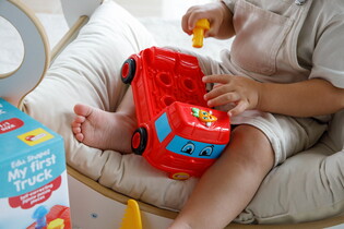 LISCIANI CAROTINA BABY SORTER MOJE PIERWSZE AUTO 25