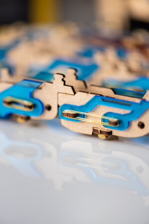 CUBIC FUN PUZZLE 3D NATIONAL GEOGRAPHIC ROBOTYCZNA RĘKA 8