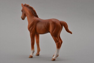 COLLECTA ŹREBIĘ STOJĄCE THOROUGHBRED CHESNUT 5