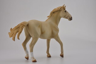 COLLECTA KOŃ MUSTANG LIGHT PALOMINO 1:12 (DELUXE) 4