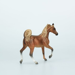COLLECTA KLACZ RASY ARABSKIEJ MAŚCI GOLDEN CHESTNUT 4