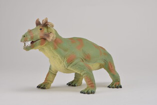COLLECTA DINOZAUR ESTEMMENOZUCH SKALA 1:20 (DELUXE) 4
