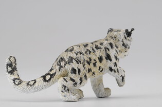 COLLECTA LAMPART MŁODY ŚNIEŻNY BAWIĄCY SIĘ 3